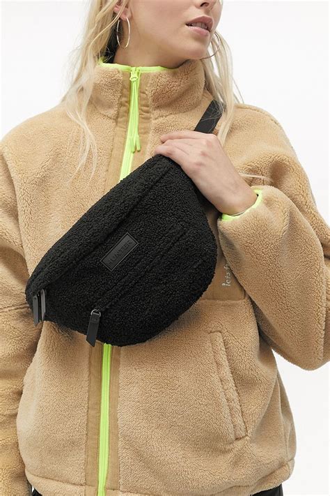 sherpa bum bag